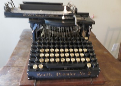 F Smith Typewriter (2)